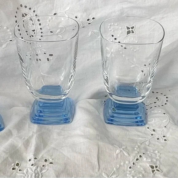 Bormioli Rocco cocktail glasses with Stacked square Blue Base set of six - Picture 2 of 5